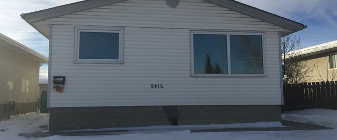 5415 90 Avenue - Main Floor in Kenilworth | 5415 90 Avenue, Edmonton - Photo 1