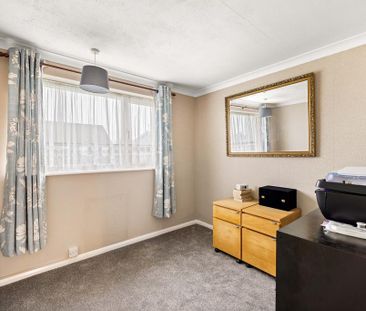 2 bedroom semi-detached bungalow to rent - Photo 5