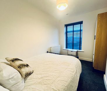 1 bedroom in a house share to rent - Photo 3