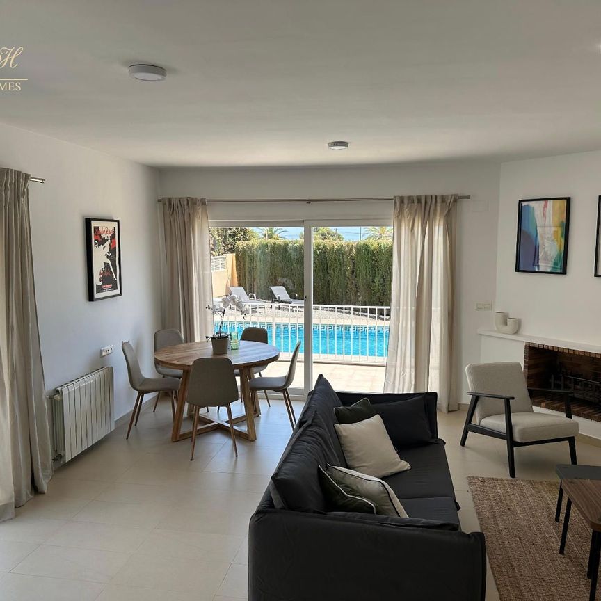 CHALET INDEPENDIENTE DE ALQUILER EN ALFAZ DEL PI - Photo 1