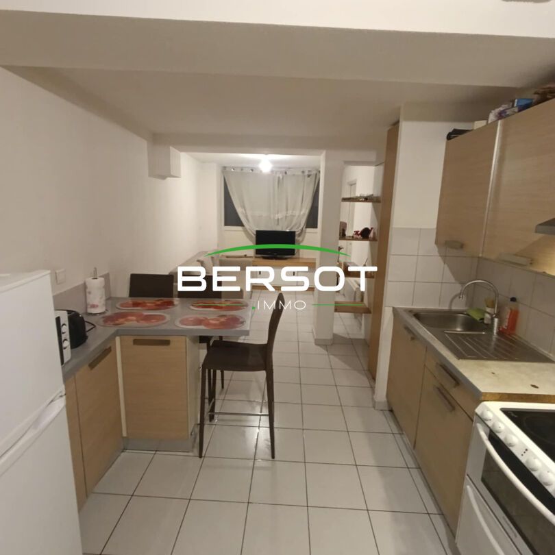 T2 centre ville au rdc - Photo 1