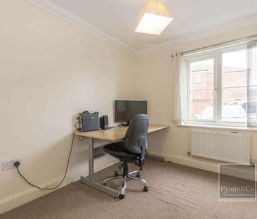 Cedar Court, Hethersett, NR9 - Photo 1