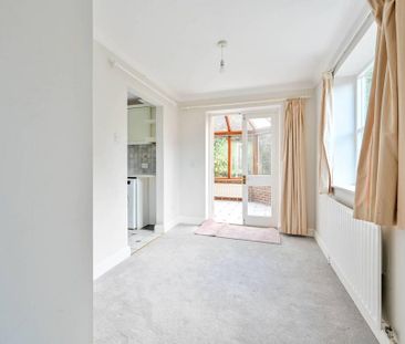 2 bedroom detached house to rent - Photo 2