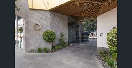 Large Terrace – Spacious Apartment - Lifestyle South Yarra - Photo 5