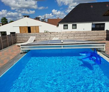 Charmant, volledig gerenoveerd appartement met omheinde tuin en pri... - Photo 6