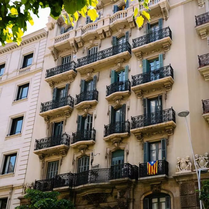 Carrer de Balmes, Barcelona, Catalonia 08008 - Photo 2