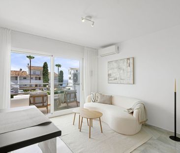Middle Floor Apartment · Riviera Del Sol - Photo 2