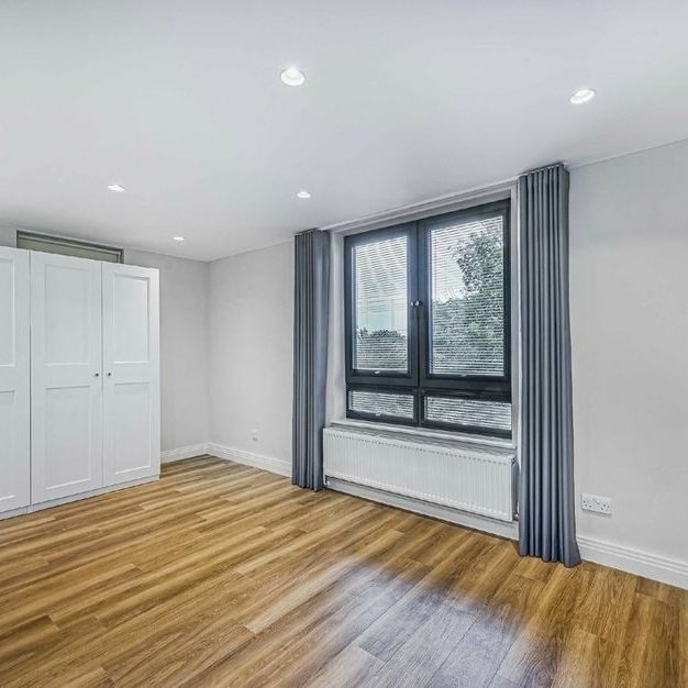 Haverstock Hill - Photo 1