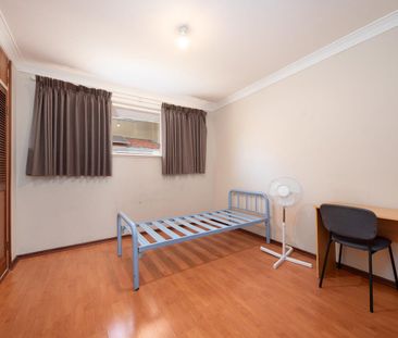 Location! Location! Location! - Photo 6