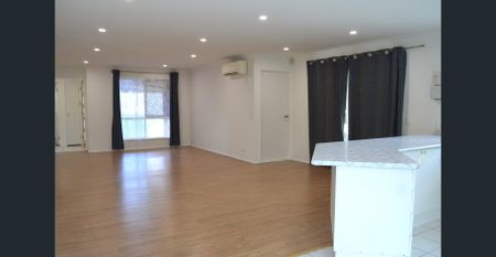 Cosy & Low Maintenance - Photo 5