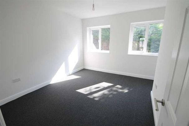 Partington Lane, Swinton, Manchester, M27 - Photo 1