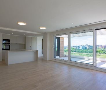4 room luxury Flat for rent in Alcobendas, Spain - Photo 3