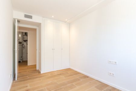 Planta baja de alquiler en Joan Miro, Finestrelles - Photo 4