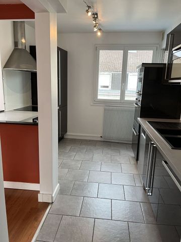 REIMS 2 rue Goiot - Appartement avec séjour de 36 m2 - Photo 2