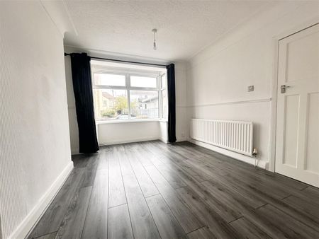 Danescourt Road, Birkenhead - Photo 4