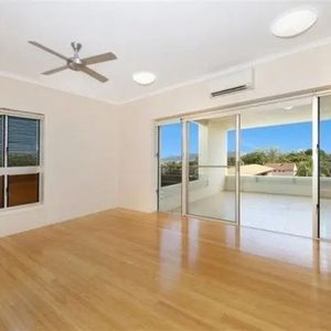 2/7 Alexandra Street, North Ward QLD 4810 - Apartment For Rent | Domain - Photo 2