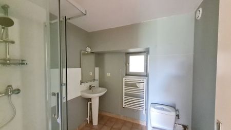 Location Appartement 2 pièces 41m² - Photo 2