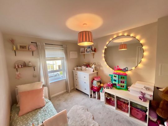 3 Bed Terraced House, Skerryvore Loan, EH10 - Photo 1