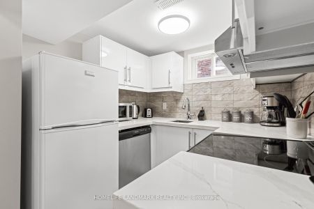 107 Parklea Drive - Photo 4