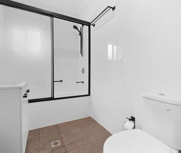 3 bedroom Family Home - Photo 5