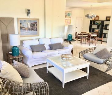3 bedroom luxury Flat for rent in Monte Estoril, Cascais, Lisbon - Photo 2