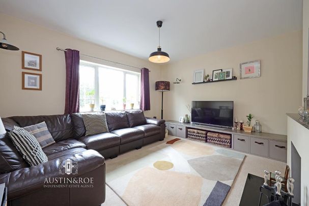 3 bedroom semi-detached house to rent - Photo 1