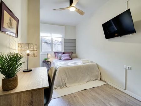 Passeig de Montjuïc, Barcelona, Catalonia 08004 - Photo 3