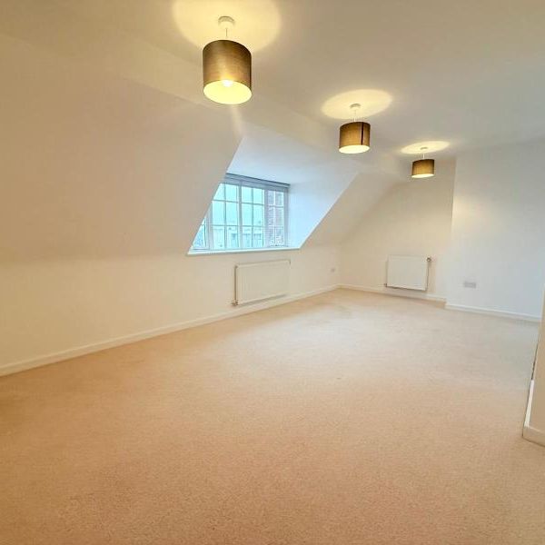 Poulter Court, Frimley - 1 bedroomProperty for lettings - Seymours - Photo 1