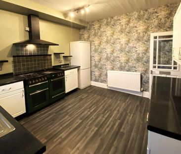 3 bedroom House To Let - Photo 5