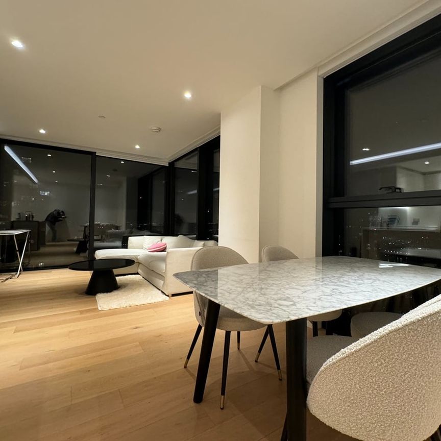 2 Bed Flat, Hampton Tower, E14 - Photo 1