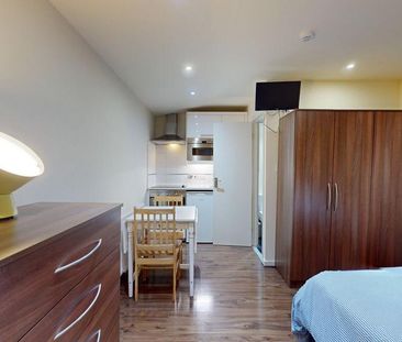 Studio to rent - Photo 5