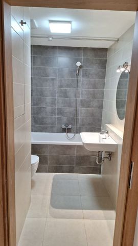 Pronájem bytu 1+kk • 34 m² bez realitkyOty Bubeníčka, Praha - Uhříněves - Photo 4