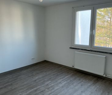 Sonnige 2-Zimmer-Wohnung mit Balkon und Blick ins Grüne - Photo 3
