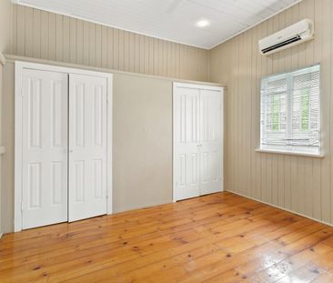 Classical Queenslander in Park Avenue - Photo 1