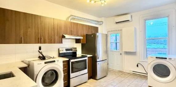 3 CH - 1 SDB - Montréal - $1,750 /mo - Photo 2
