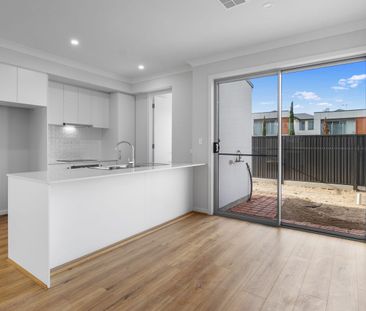 Brand New Townhouse Walking Distance to Christies Beach! - Photo 5