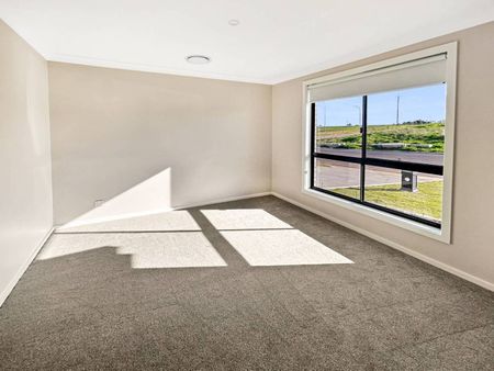 The Modern Family Home You’ve Been Waiting For! - Photo 5