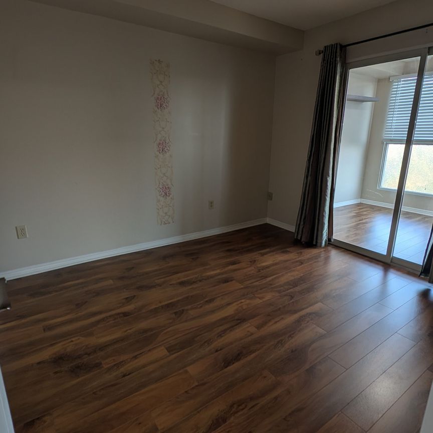 For Lease - 8351 Mclaughlin Road Unit# 403, Brampton, Ontario - Photo 1