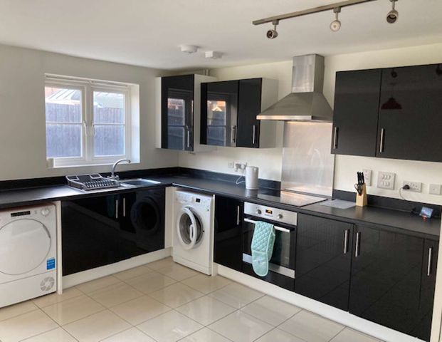 Brooklands Avenue - Photo 1