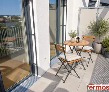 Neuwertige 2-Zi Wohnung mit Balkon und Stadtblick in 1100 Wien - Miete 999 EUR - Foto 2