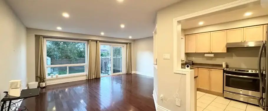 3839 Spicewood Way, Mississauga, Ontario L5N 7W8 | 3839 Spicewood Way, Mississauga - Photo 1