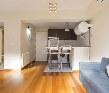 Excellent 1 Bedroom apartment for rent in Berruguete, Madrid - Photo 1