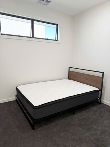 4-bedroom shared house / townhouse, Blyth Street - Photo 5