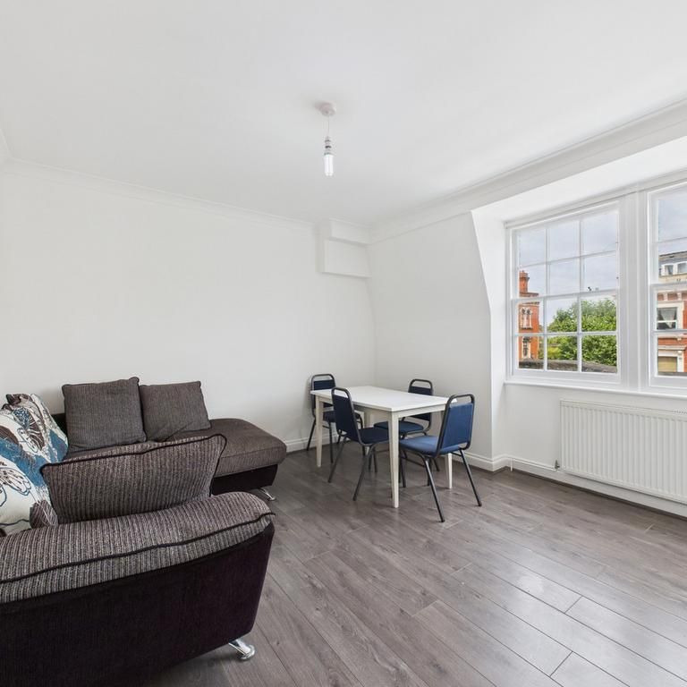 4 bedroom apartment to rent - Photo 1