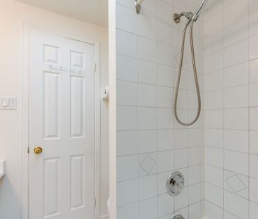 For Lease - 6 Empire Avenue, Toronto, Ontario - Photo 2