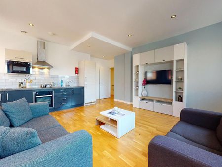 2 bedroom apartment to rent - Photo 2