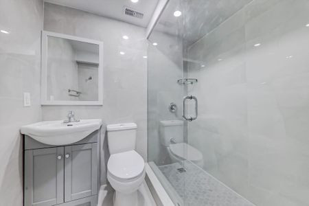 For Lease - 31 Scarden Avenue Unit# 2BR Bsmt, Toronto, Ontario - Photo 3