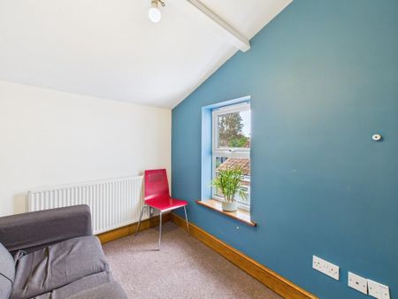 5 bedroom terraced house to rent - Photo 2