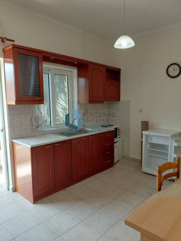 Studio/Γκαρσονιέρα για ενοικίαση Κέντρο (Ρίο) - Φωτογραφία 4