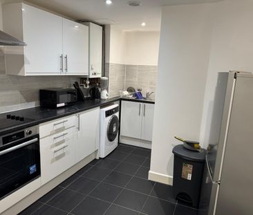 Room in a Shared Flat, Old Kent Road, SE15 - Photo 6